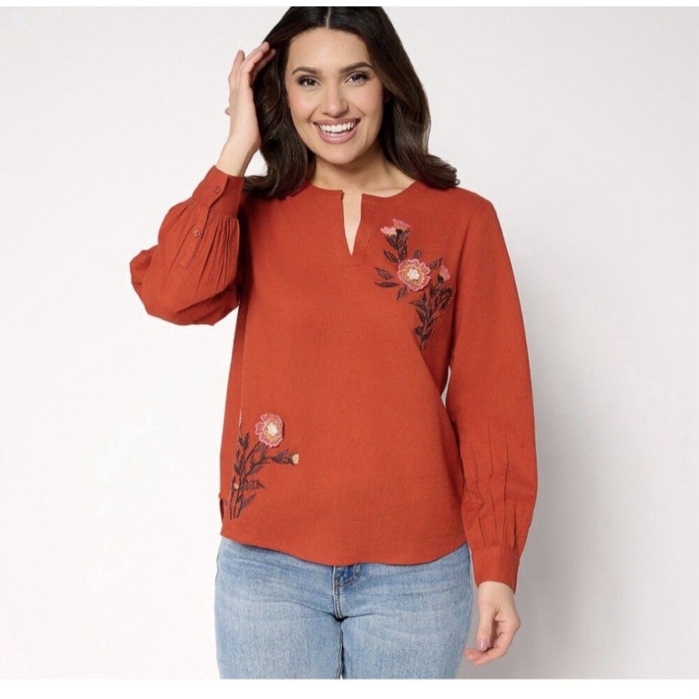 BEAUTIFUL by Lawrence Zarian 100% Cotton Applique Detail V-Neck Blouse Rust 1X